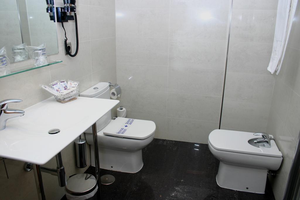 Double Room,109231158:JPEG